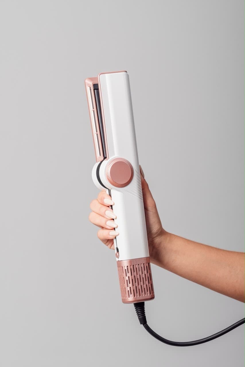 Plancha secador 2 en 1 en blanco y oro rosa